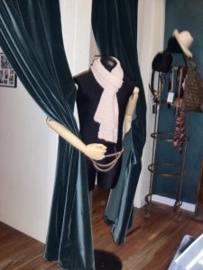 dr curtains kate buck 2009