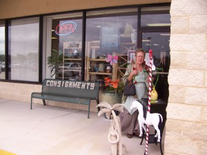 Stenciled bench serves as a landmark for this furnishings consignment shop in Punta Gord FL
